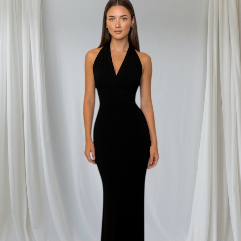 SOLD—- Lulus Romantic Black Sleeveless Halter Maxi Dress